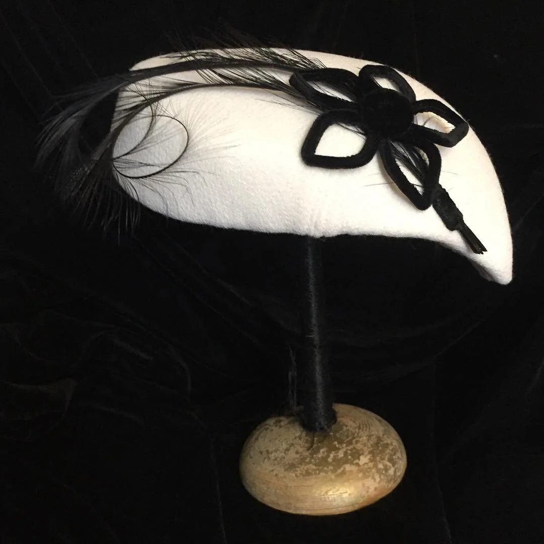 Kerstin Carlefalk Teardrop Calot Hat in White/Black