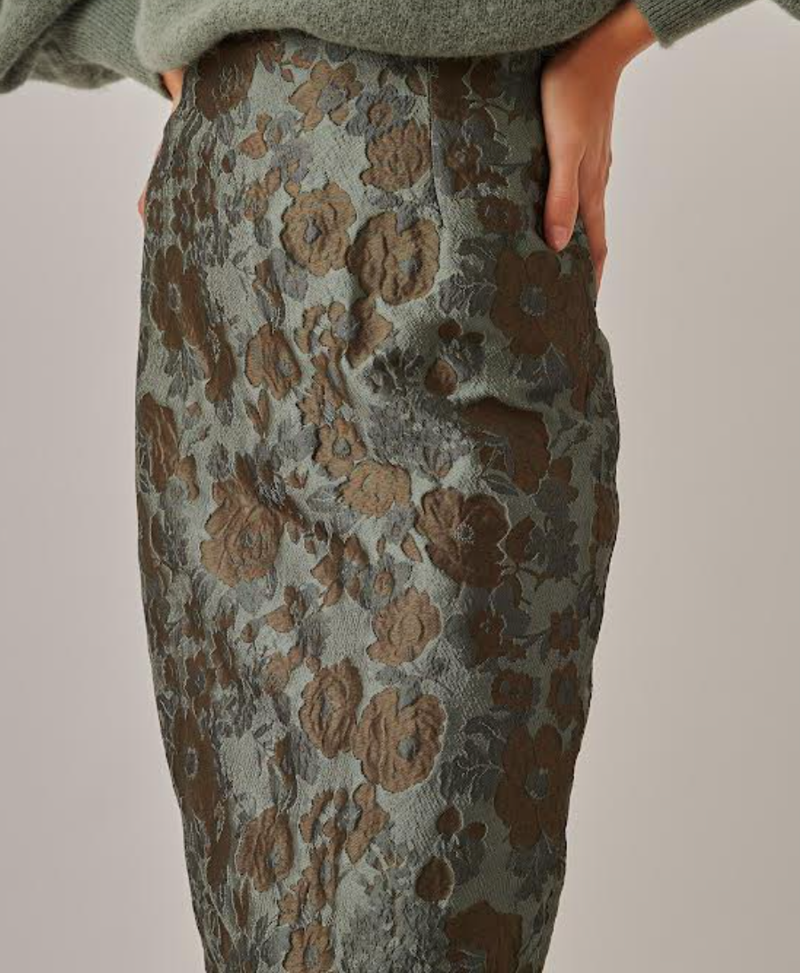 Is Coming Brocade Pencil Skirt
