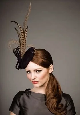 Rachel Trevor Morgan Bow Feather Hat in Burgundy