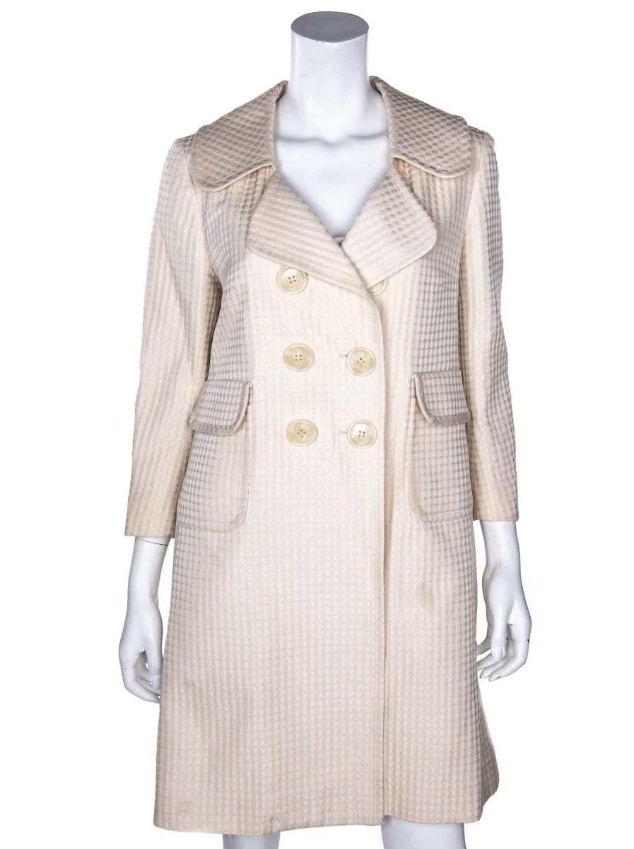 18012020-Chloe_Beige_Dotted_Coat-5.jpeg