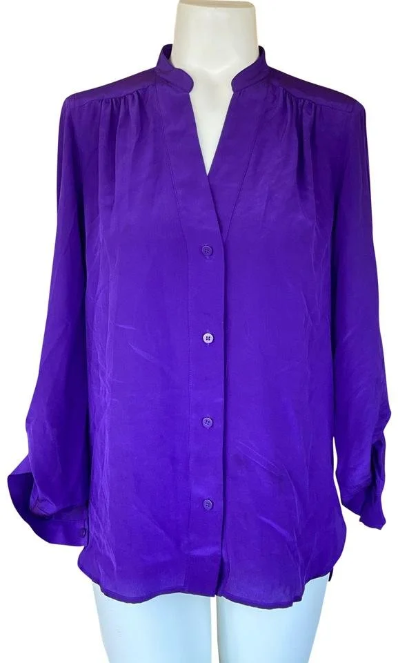 Diane von Furstenberg V-Neck Silk Blouse in Purple