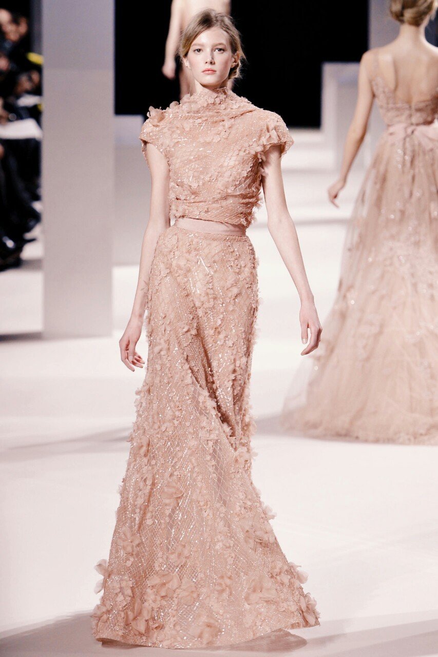 Elie saab gown shop
