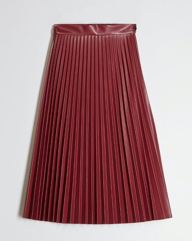 Roberto Collina Plissé Skirt in Bordeaux