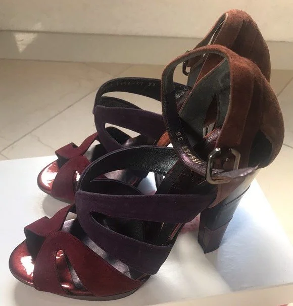 Magrit Strappy Platform Sandals in Purple Suede