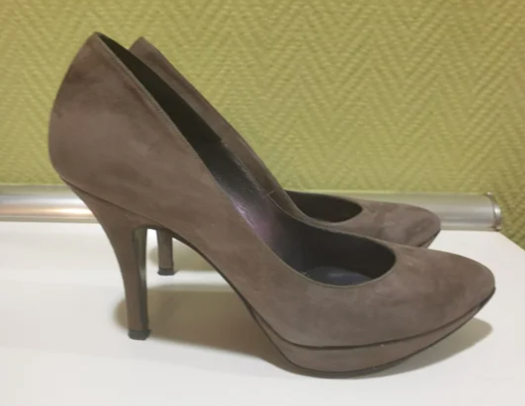 Magrit 18920 Platform Pumps in Cornflower Blue Suede