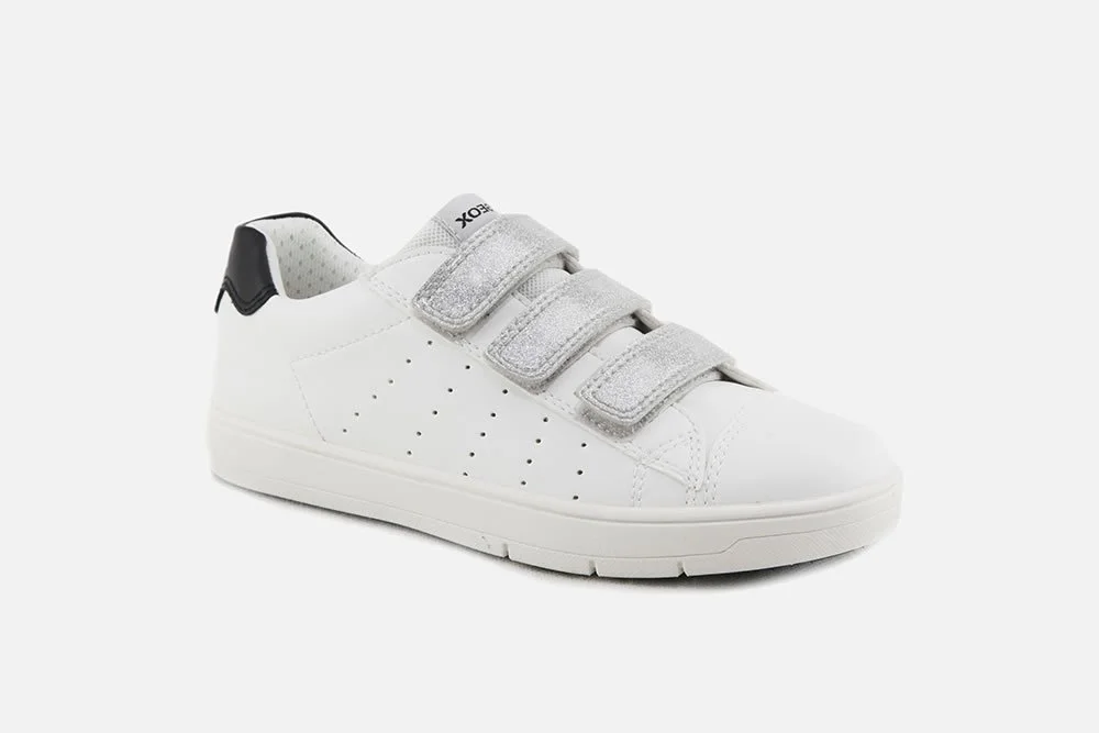 Geox Girls Silenex Sneakers in White