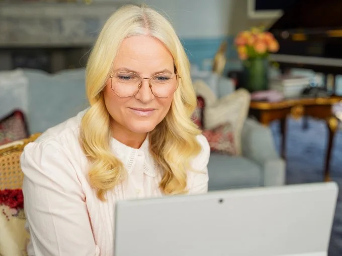 Crown Princess Mette-Marit hosts audiences with cultural organizations