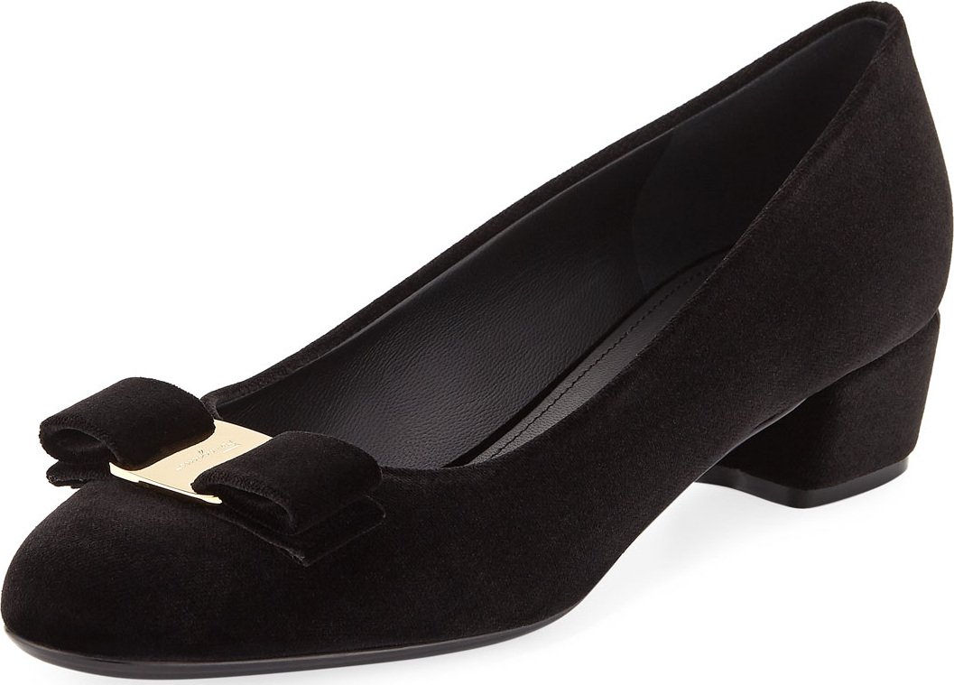 salvatore-ferragamo-velvet-pumps-with-vara-bow-black.jpeg