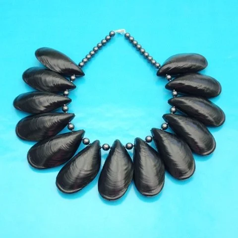 Ineke Otte Mussel Necklace