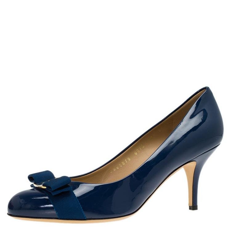 Salvatore Ferragamo Carla Bow Pumps in Navy Patent Leather — UFO No More