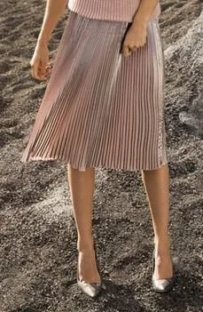 Marie Méro Metallic Pleated Skirt