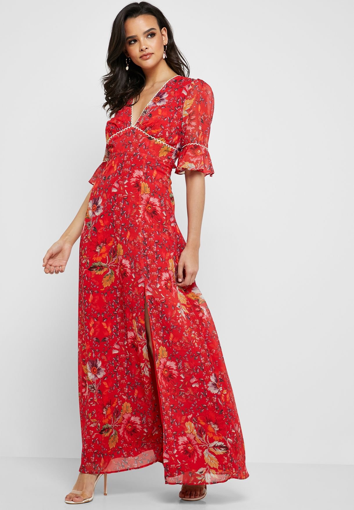 aborto Rodeado intimidad Hope & Ivy Plunge Front Maxi Dress with Fluted Sleeve in Red Floral-Print —  UFO No More