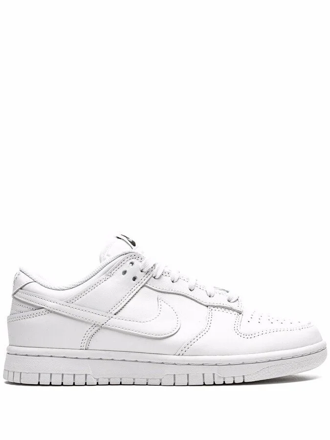 Nike Dunk Low Sneakers