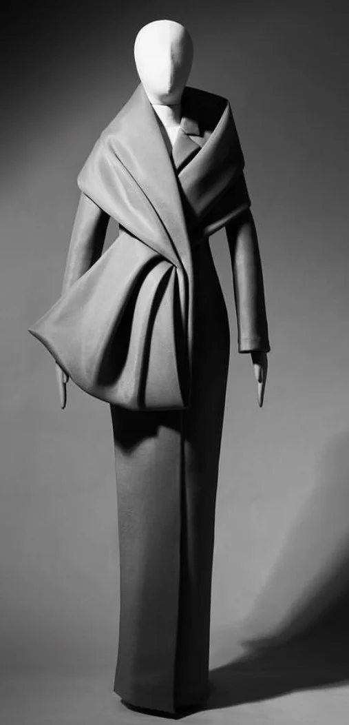 Benchellal Couture Robe Manteau in Ice Grey