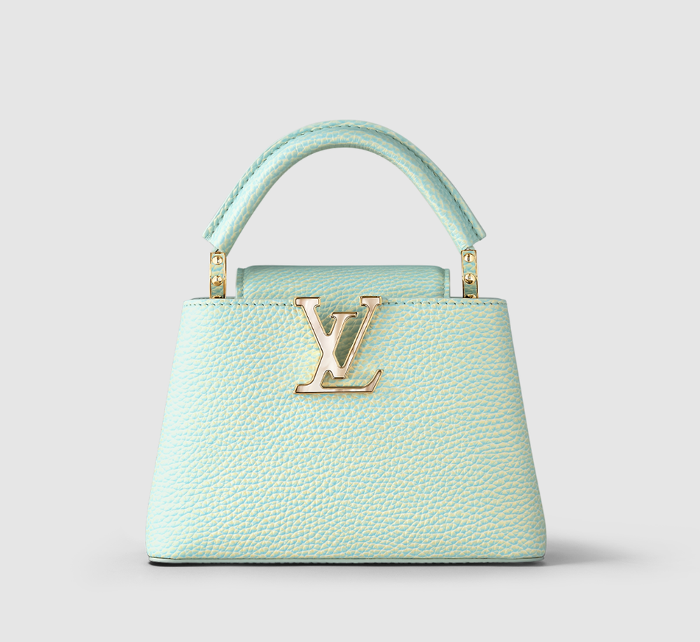 Louis Vuitton on X: A pop of color. Embellished with abalone on the  signature LV initials, the emerald green Capucines makes a bold statement.  Discover the #LouisVuitton campaign featuring #OlympiaOfGreece at