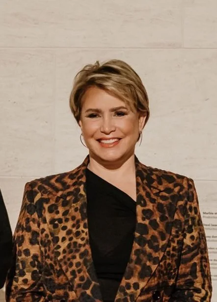 Grand Duchess Maria Teresa presents Edward Steichen Awards