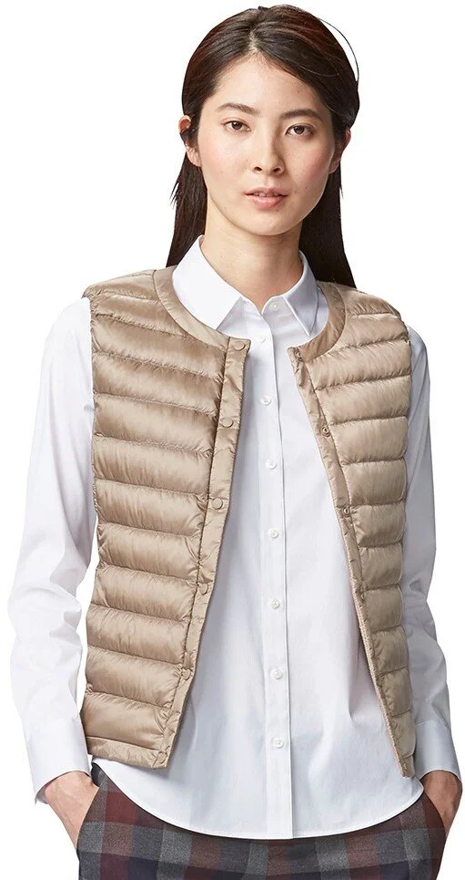 ultra-light-down-compact-vest-i-beige-uniqlo-fram.jpeg