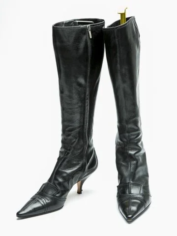 Yves Saint Laurent Leather Low Heel Boots