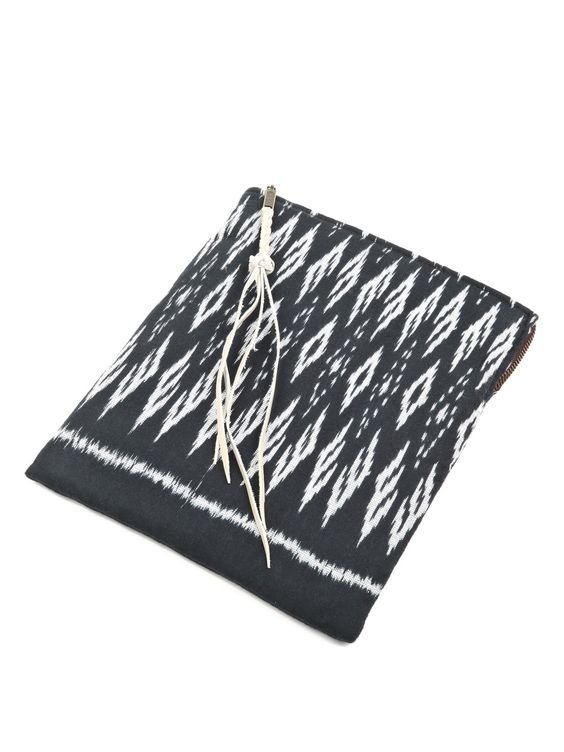 Jadetribe Seminyak iPad Case in Black.jpg