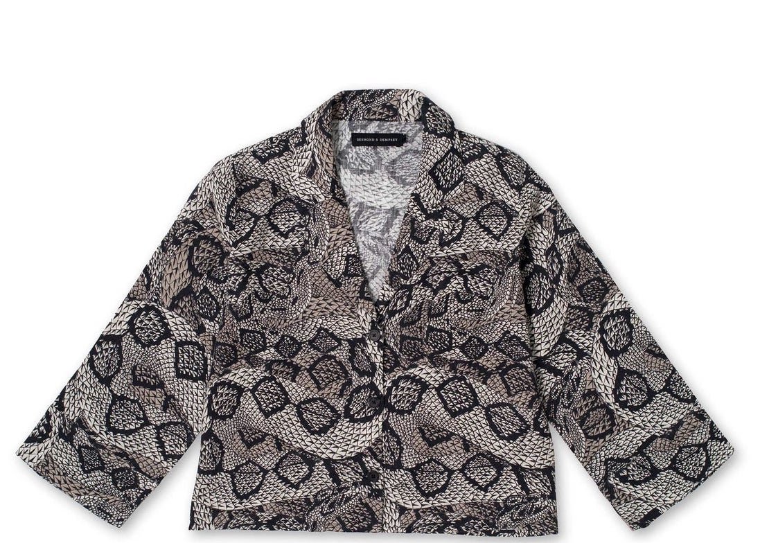 Desmond &amp; Dempsey Boxy Shirt in Crotalus Print Linen