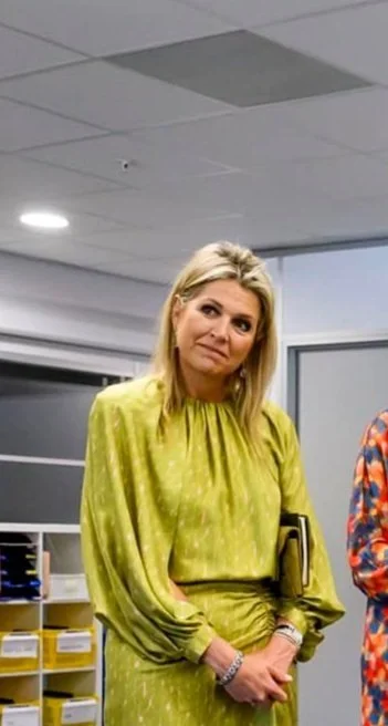 Queen Maxima visits Zeeman and Loosduinen Heritage Park