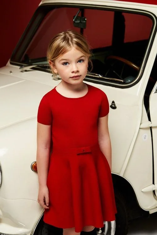 Carolina+Herrera+Short-Sleeve+Bow+Dress+in+Red.jpeg