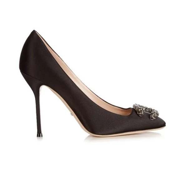 Gucci Dionysus Pumps in Black Satin