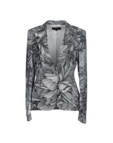 Escada x Thilo Westermann