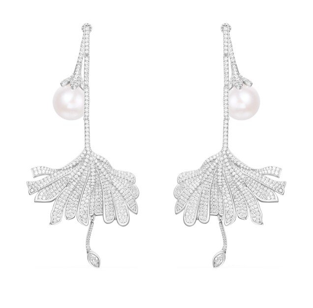 APM Monaco Angeliques Earrings with Pearl in Silver.jpg
