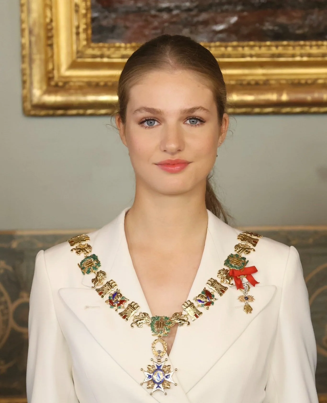 Princess Leonor swears her allegiance to the Constitution on her 18th birthday