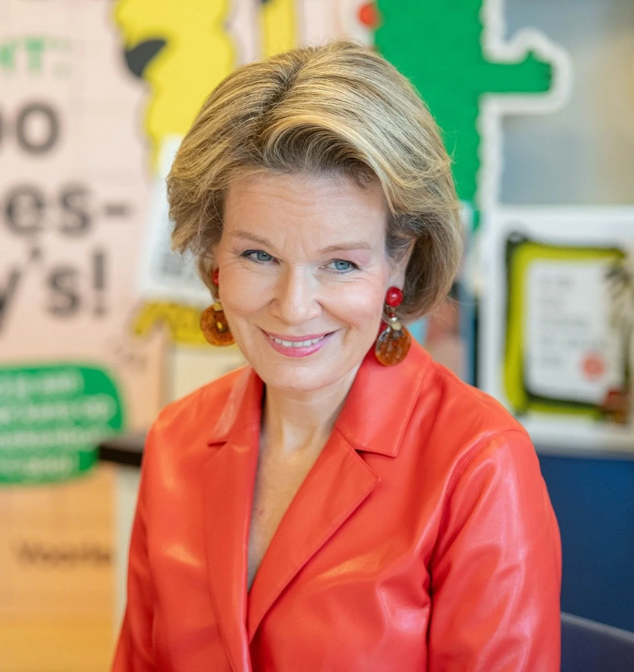 Queen Mathilde takes part in “Reading Out Loud Week”