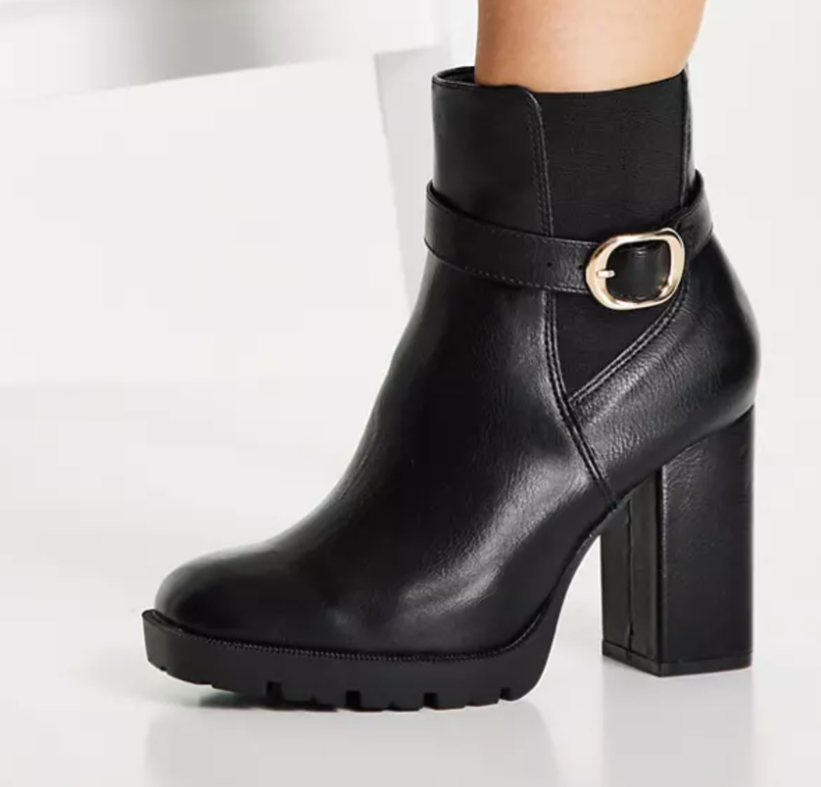 Truffle Collection Block Heel Square Toe Ankle Boots in Black | Lyst