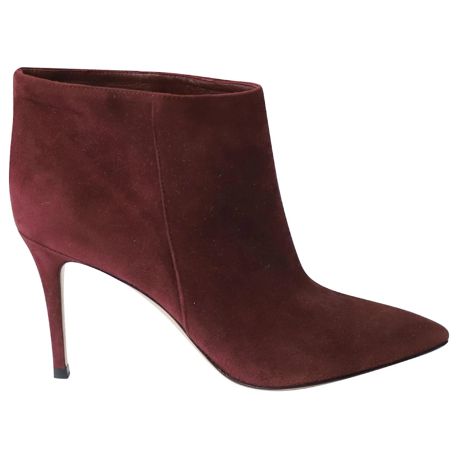 gianvito rossi burgundy pumps