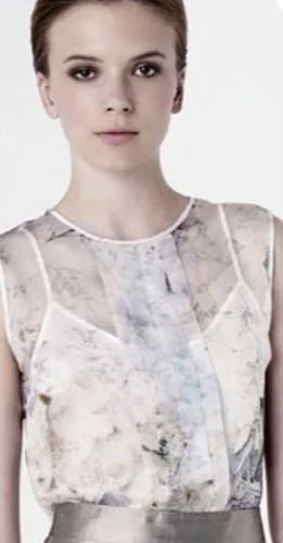Elise Gug Sleeveless Pleated Top in Watercolor
