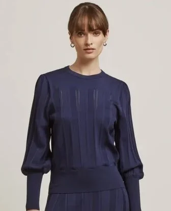 By Malina Billie Top in Blue