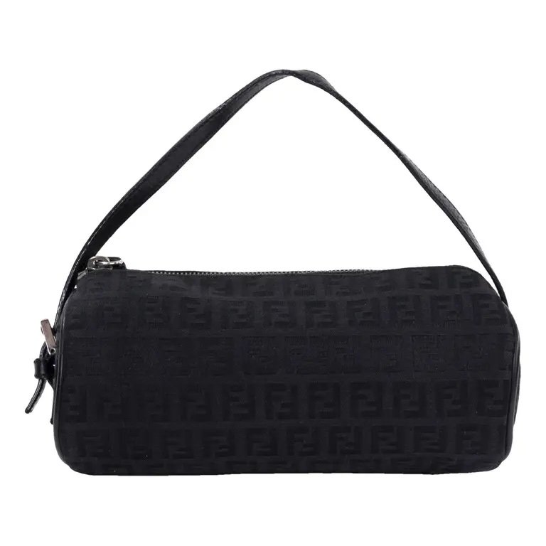 Fendi Logo Baguette Bag in Black 