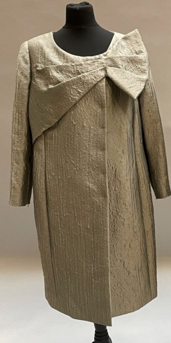 Armani+Privé+Silk+Coat.png