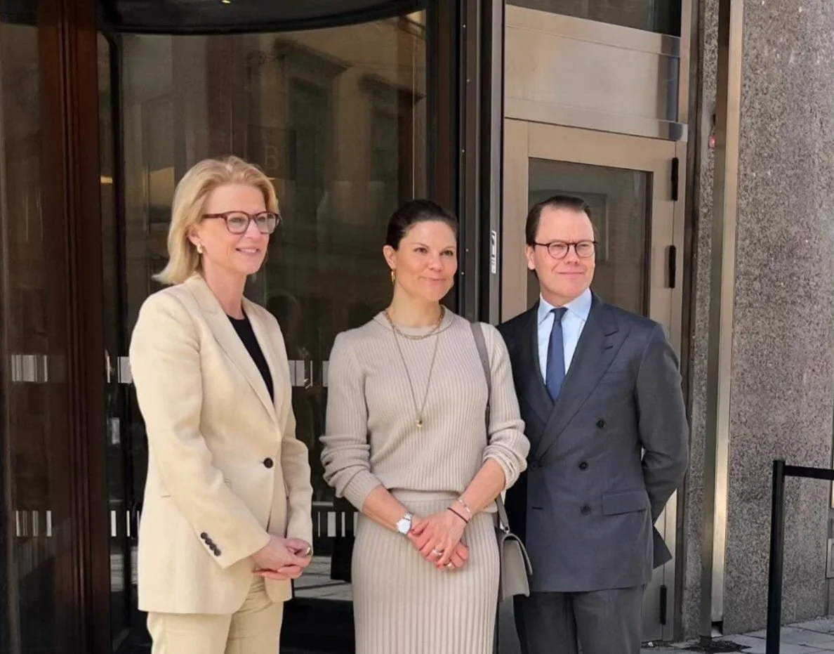 Crown Princess Victoria and Prince Daniel visit Ministry of Finance