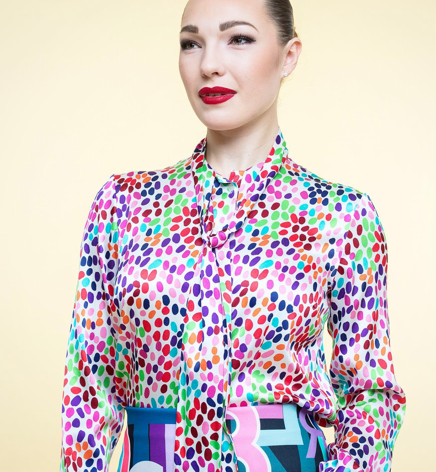 Thulin Blouse.png