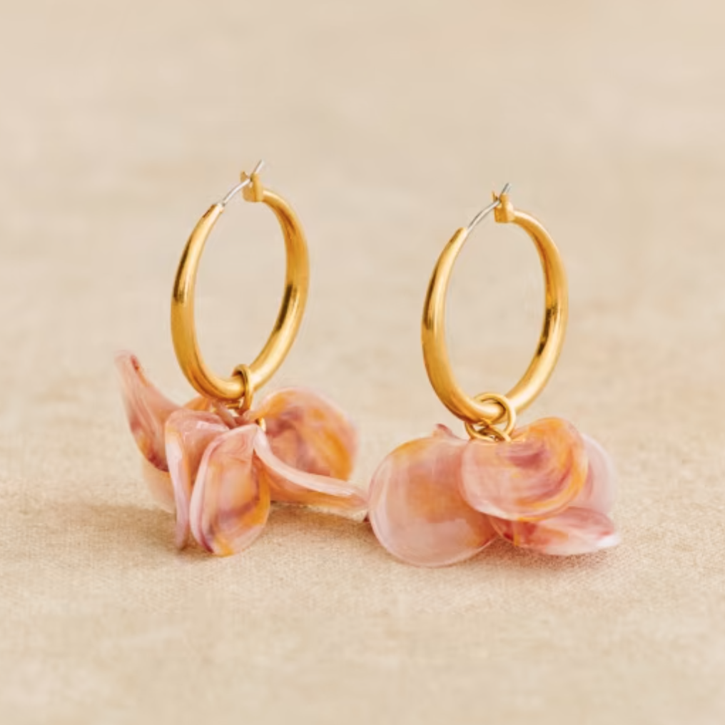 Sézane Flora Hoop Earrings in Blush in Blush
