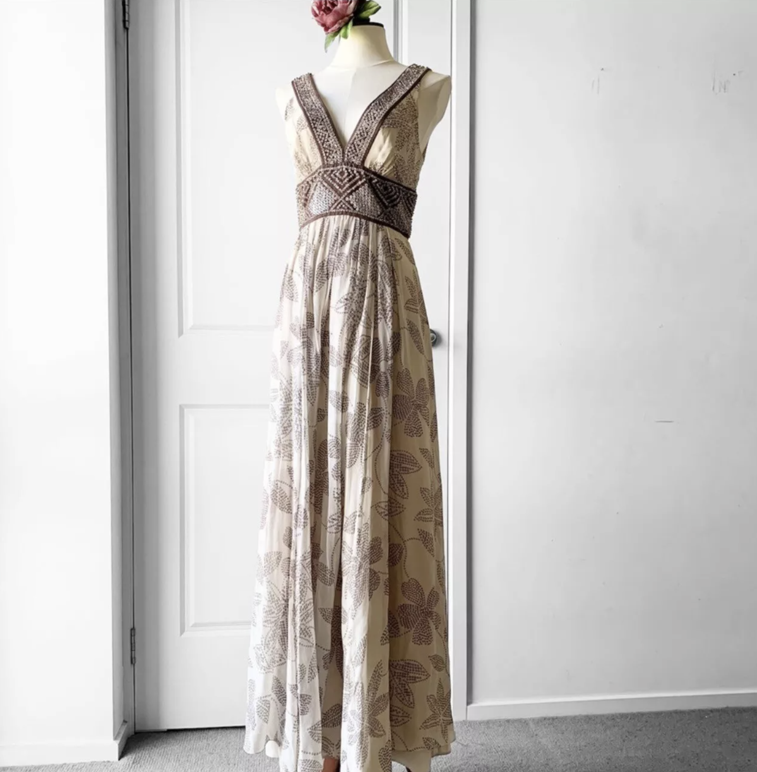 BCBGMaxAzria Floral Printed Gown