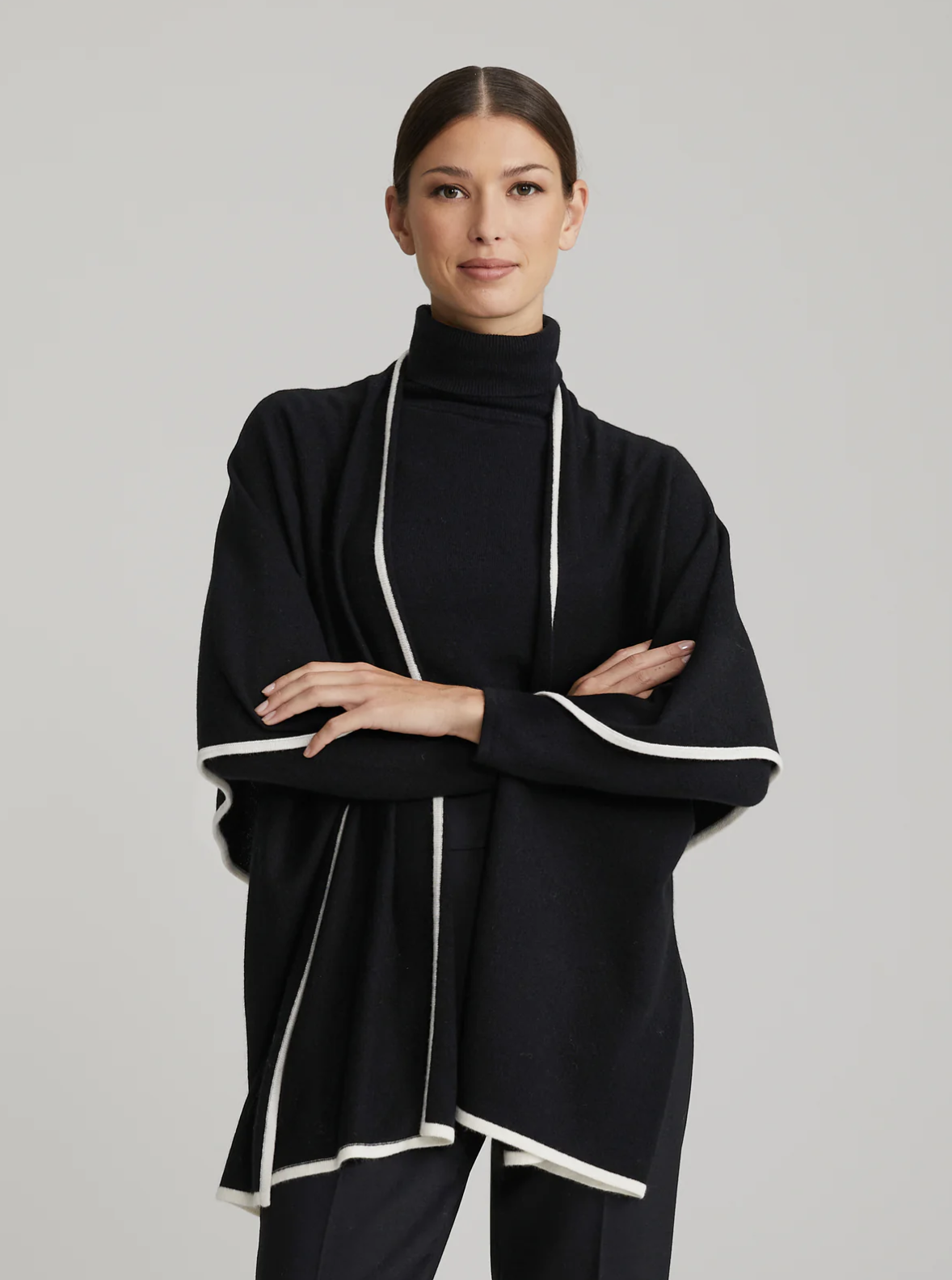 Andiata Araja Cashmere Cape