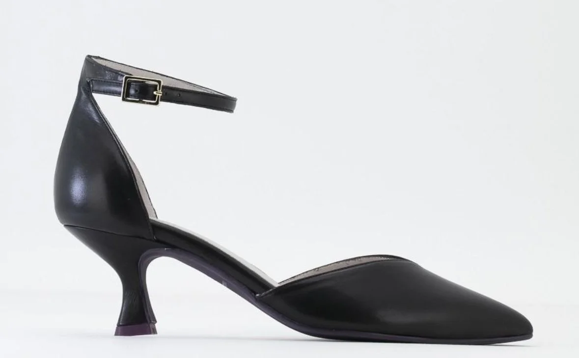 PINKCHICguagua Yaiza Pumps in Black