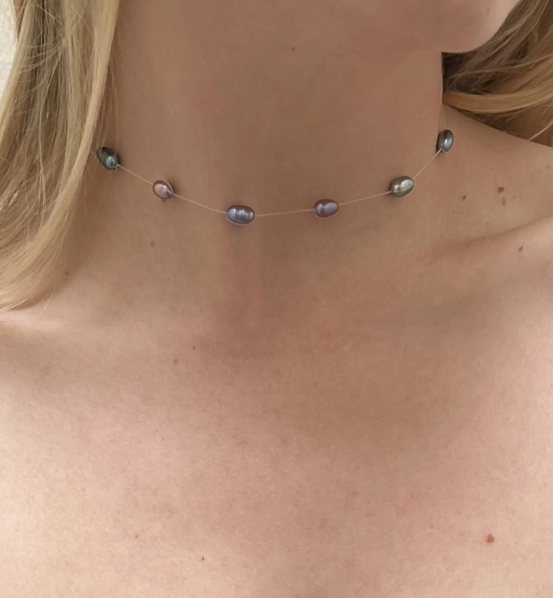 Carolina Santo Domingo Floating Pearl Necklace in Black