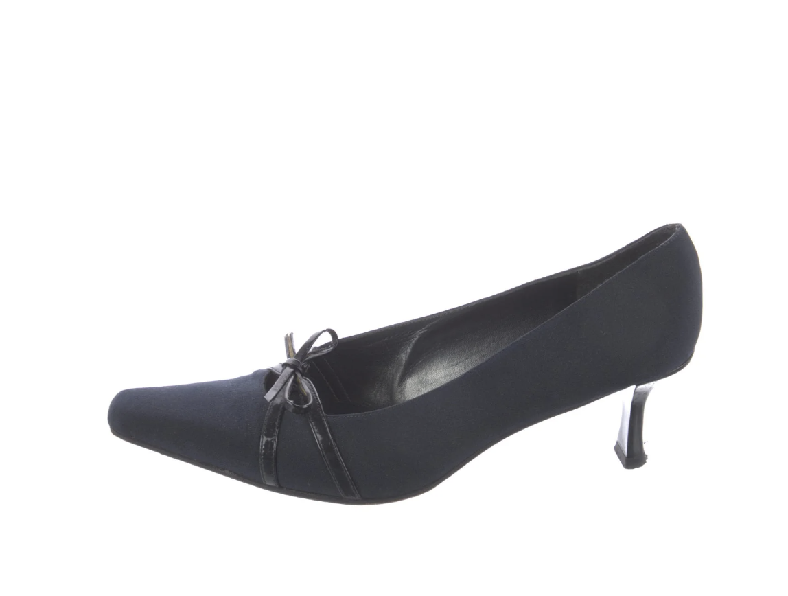 Stuart Weitzman Bow Accents Pumps