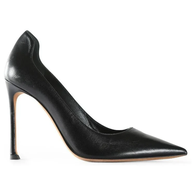 Christian Dior D-Moi Pumps in Navy Satin