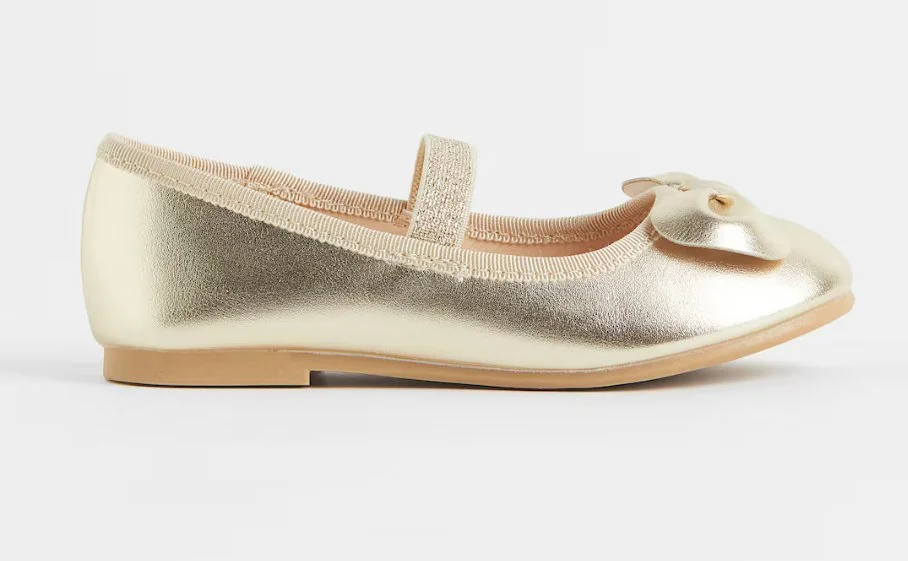 H&amp;M Shimmering Ballerinas in Gold