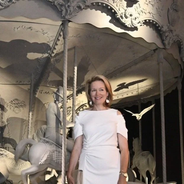 Queen Mathilde visits "Nocturnal Journey" exhibition
