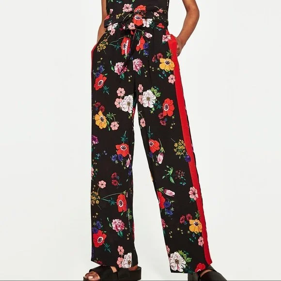 Zara+Floral+Trousers+with+Contrast+Stripe.jpg
