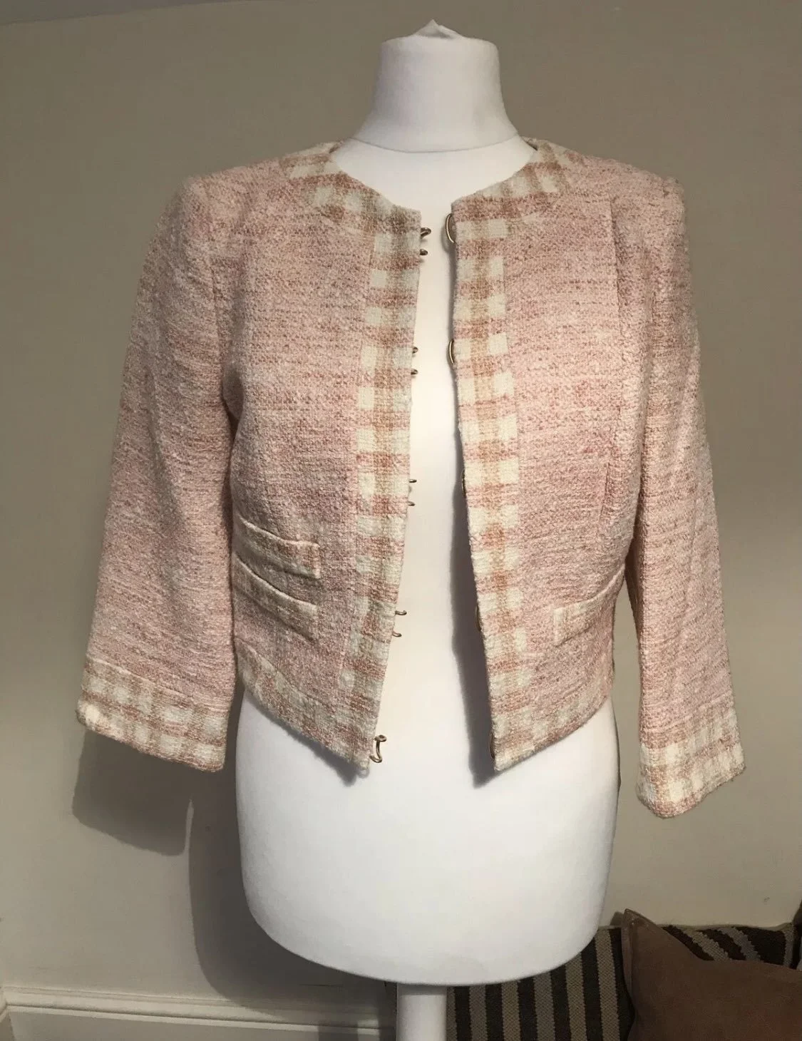 Uterque Pink Boucle Jacket